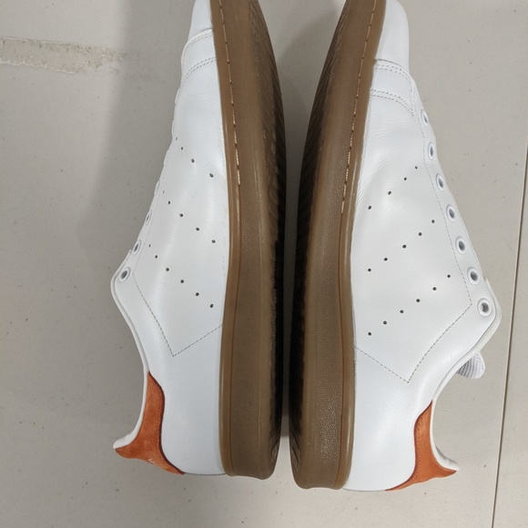 stan smith orange gum sole